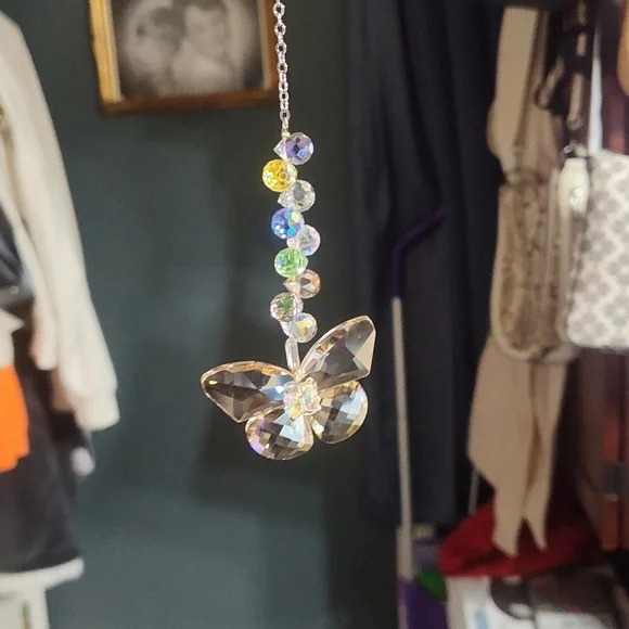 Suncatcher Crystal Butterfly Comes In Blue Green Blue And Yellow - Picture 7 of 9